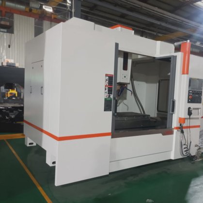 高精度立式加工中心 用户友好型 Vmc Fanuc 4