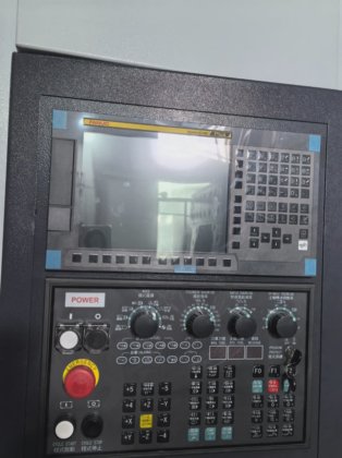 与肯特数控机床相同的可靠立式加工中心 用户友好型数控机床