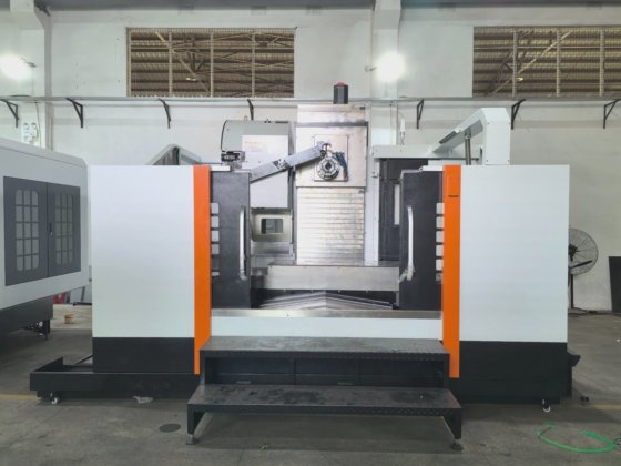 自動水平粗削り加工センターミル 金属加工用 緊急停止 HMC