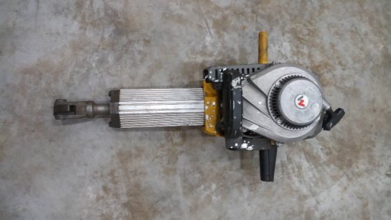 2016 Wacker Neuson BH55CE