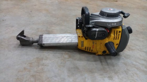 2016 Wacker Neuson BH55CE