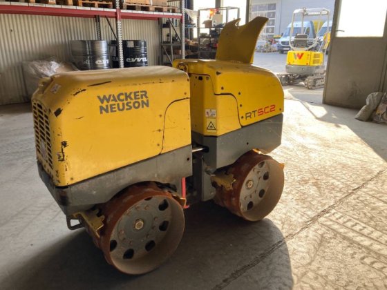 2009 Wacker Neuson RT 82