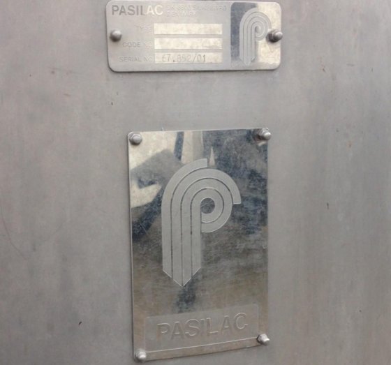 100L 带搅拌器的立式搅拌罐