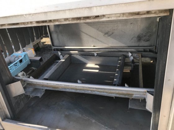 クレート用トンネルウォッシャー エレクトロラックス