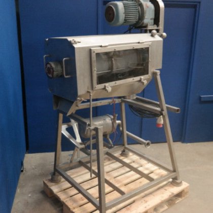 ホエー濾過用スクリーン