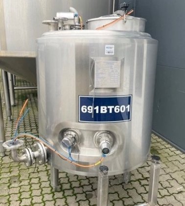 縦型タンク 770 L