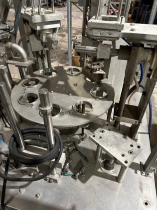 グルンバルト・ヒトパックAKH