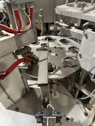 グルンバルト・ヒトパックAKH