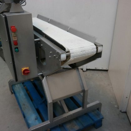 グレーダー・マレル 4ポート