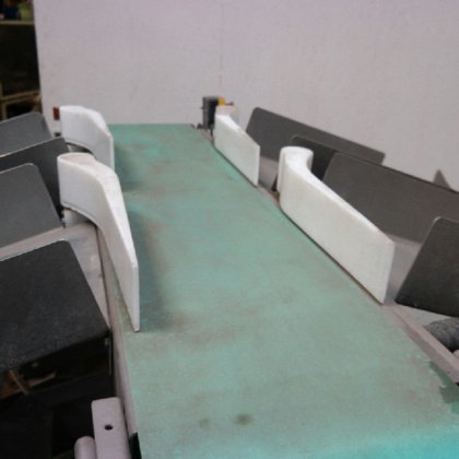 グレーダー・マレル 4ポート