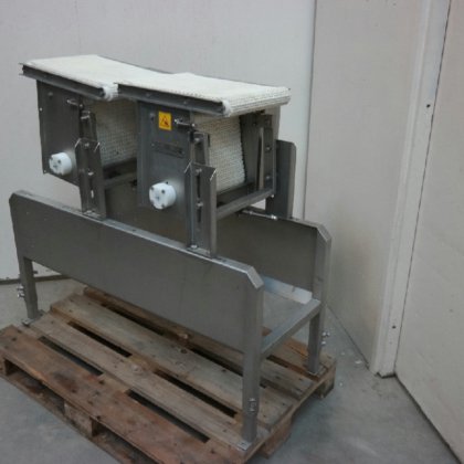 グレーダー・マレル 4ポート