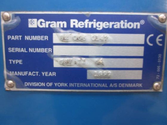 グラム冷却ユニット 110kW