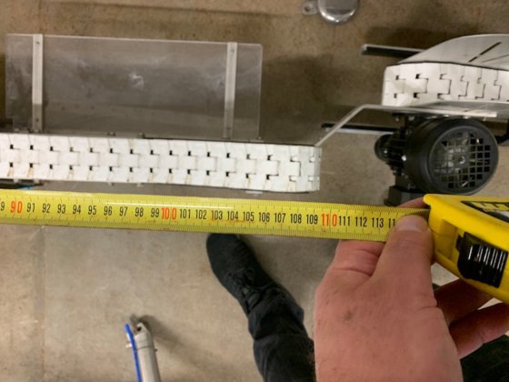 带双摆臂的不锈钢模块化输送机