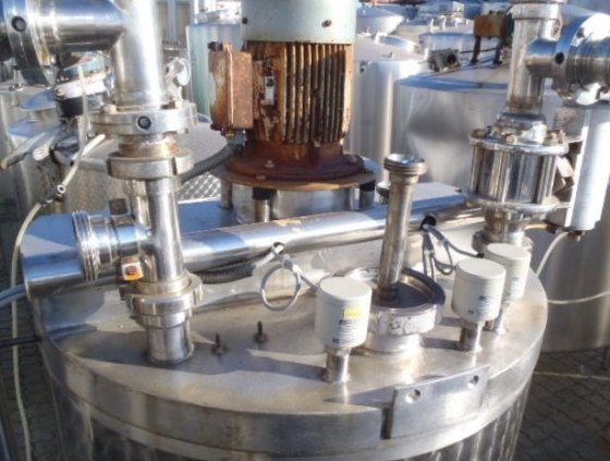 立式水箱 500 升