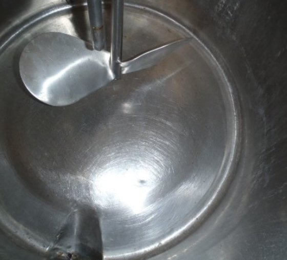 縦型タンク 500 L