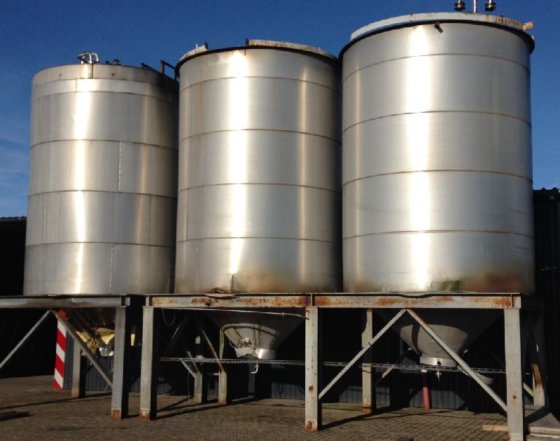 Tanque vertical 27 m3