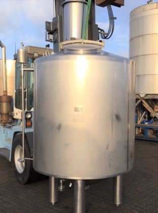 Tanque vertical 2.500L