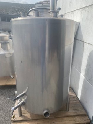Serbatoio verticale 800L