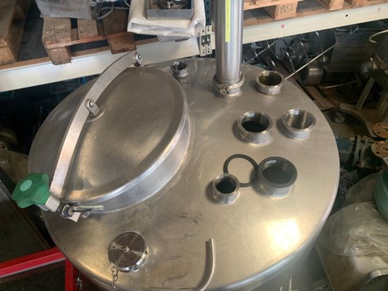 Tanque vertical 800L