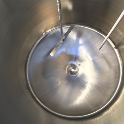 縦型タンク 500 L 攪拌機