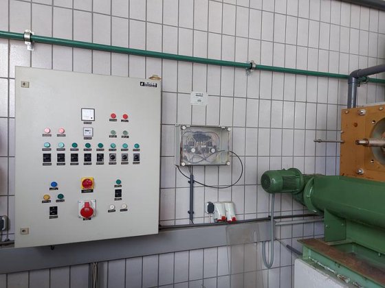 完整的污泥脱水设备