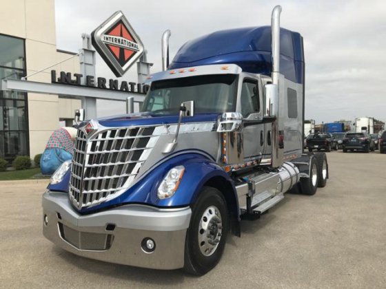 2022 International Lonestar Sleeper in Winnipeg, Manitoba, Canada