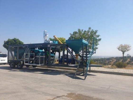 移動式コンクリートバッチングプラント
