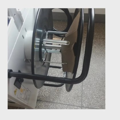 Macchina per imballaggio in cartone