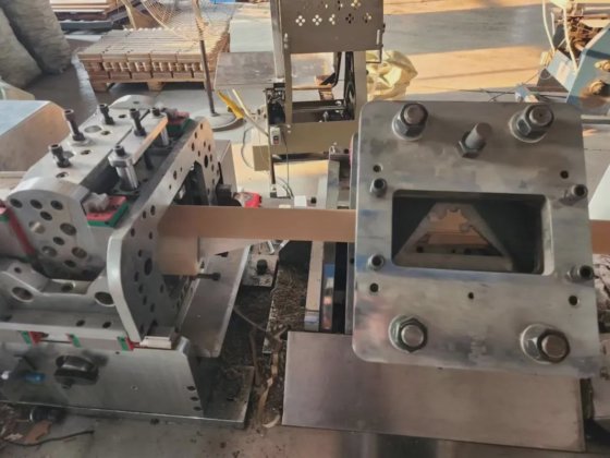Automatic Paper Edge Board Making