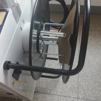 Machine de cerclage semi-automatique en