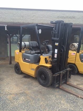 2000 Cat GP25K LP Gas