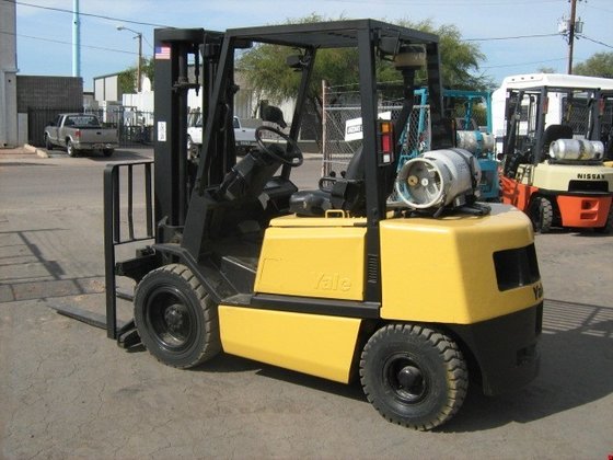 Yale GLP060 LP Gas Pneumatic