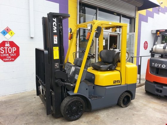 2006 TCM FCG25-3HL LP Gas