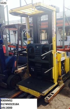 2003 Hyster R30XMS2 Electric Electric