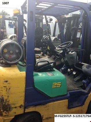 2005 Komatsu FG25STLP LP Gas