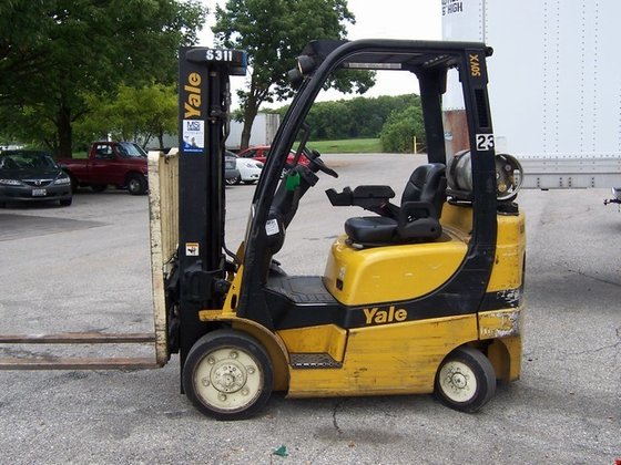 Yale GLC050VXNVSE083 Cushion Tire 4