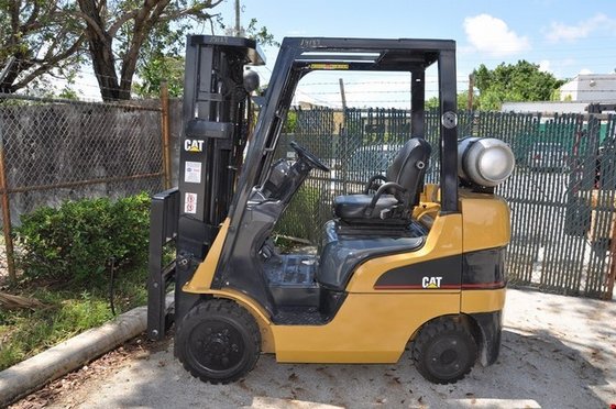2004 Cat C5000 LP Gas
