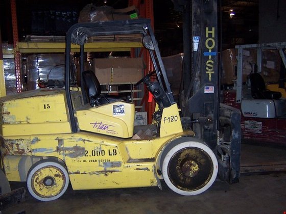 Hoist Liftruck F180 LP Gas