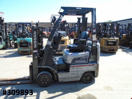 2010 Nissan MCP1F1A15LV LP Gas