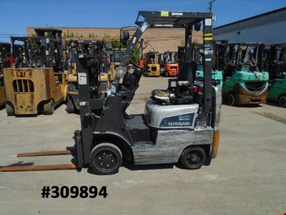 2010 Nissan MCP1F1A15LV LP Gas