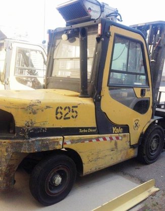 2010 Yale GDP120VX Diesel Pneumatic