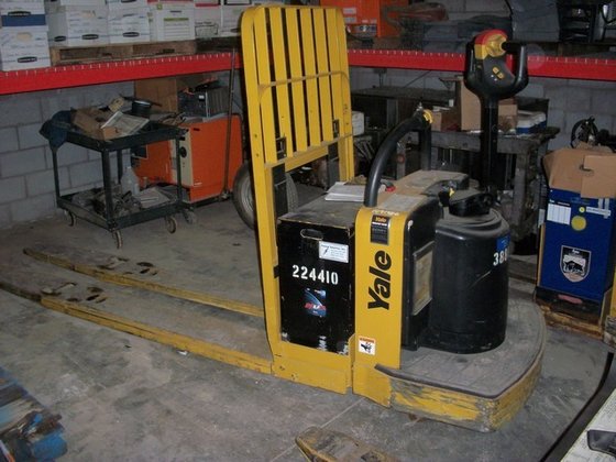 2008 Yale MPE080LFN24T2896 Electric Electric