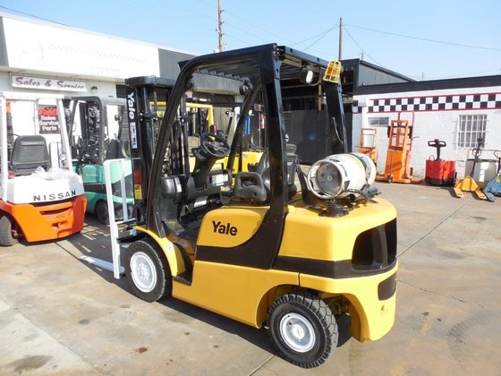 2010 Yale GLP050VXN LP Gas