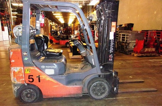 2009 Toyota 8FGCU25 LP Gas