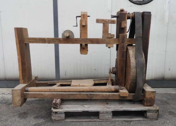 Tornio a pedale da legno