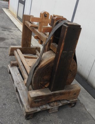 Tornio a pedale da legno