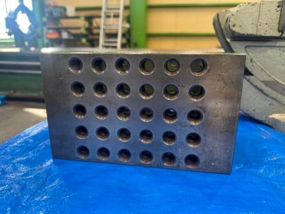 ニューストロング -