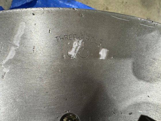 スリーサークル -