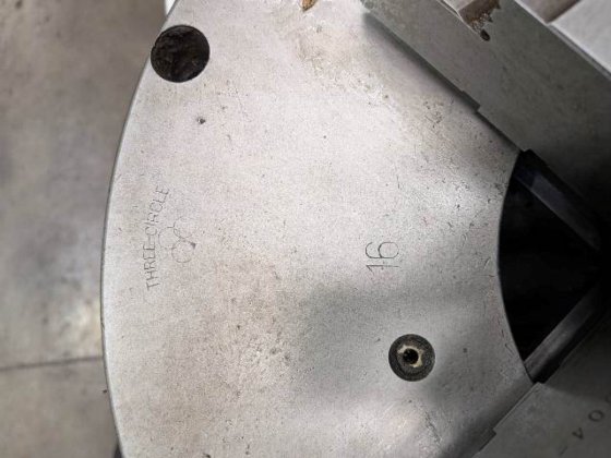 スリーサークル -