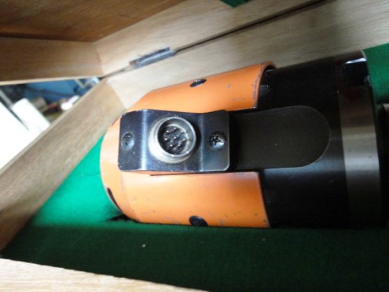 日本精密機械 -